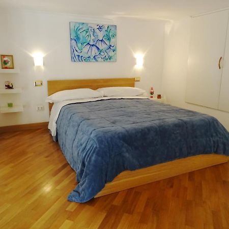 Mezzocannone Holiday House Napoli Eksteriør billede