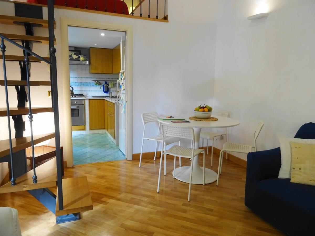 Mezzocannone Holiday House Napoli Eksteriør billede