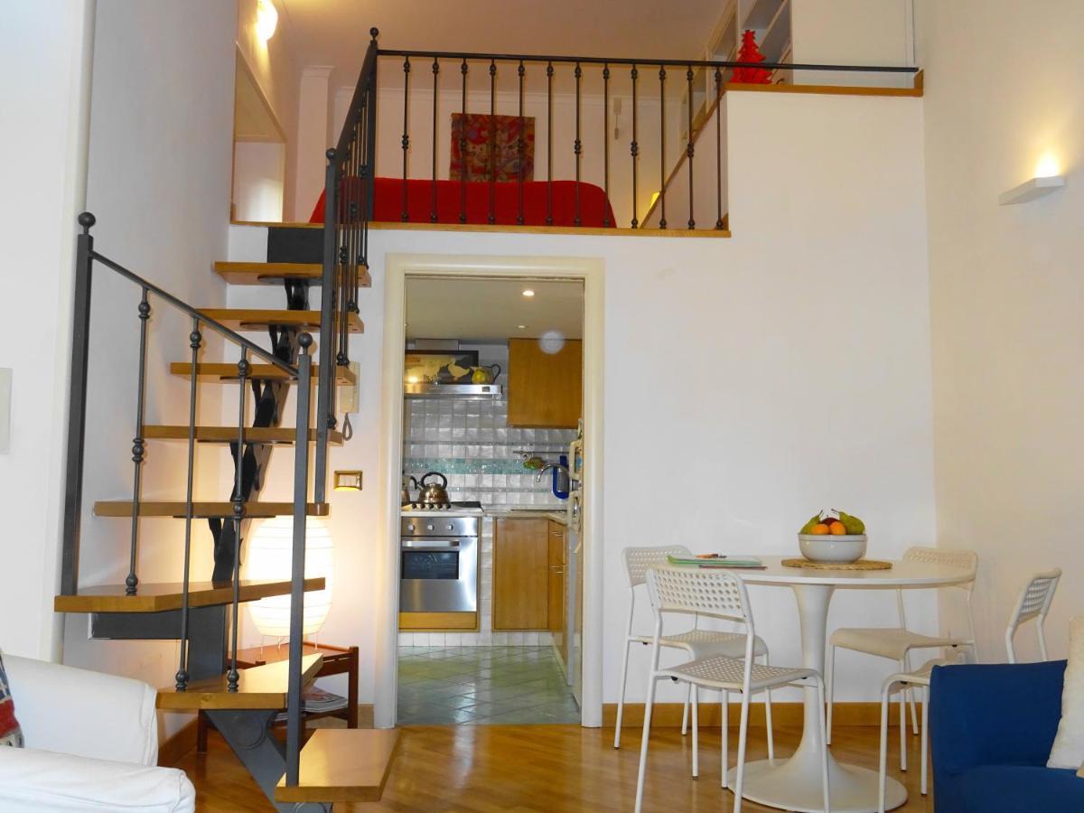 Mezzocannone Holiday House Napoli Eksteriør billede